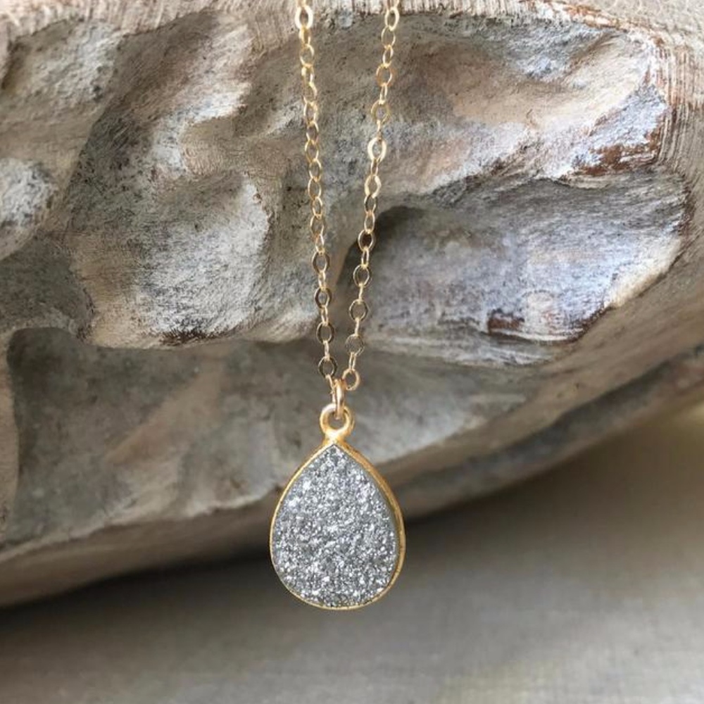 💎💎 Druzy Teardrop NATURAL STONE Pendants 💎💎